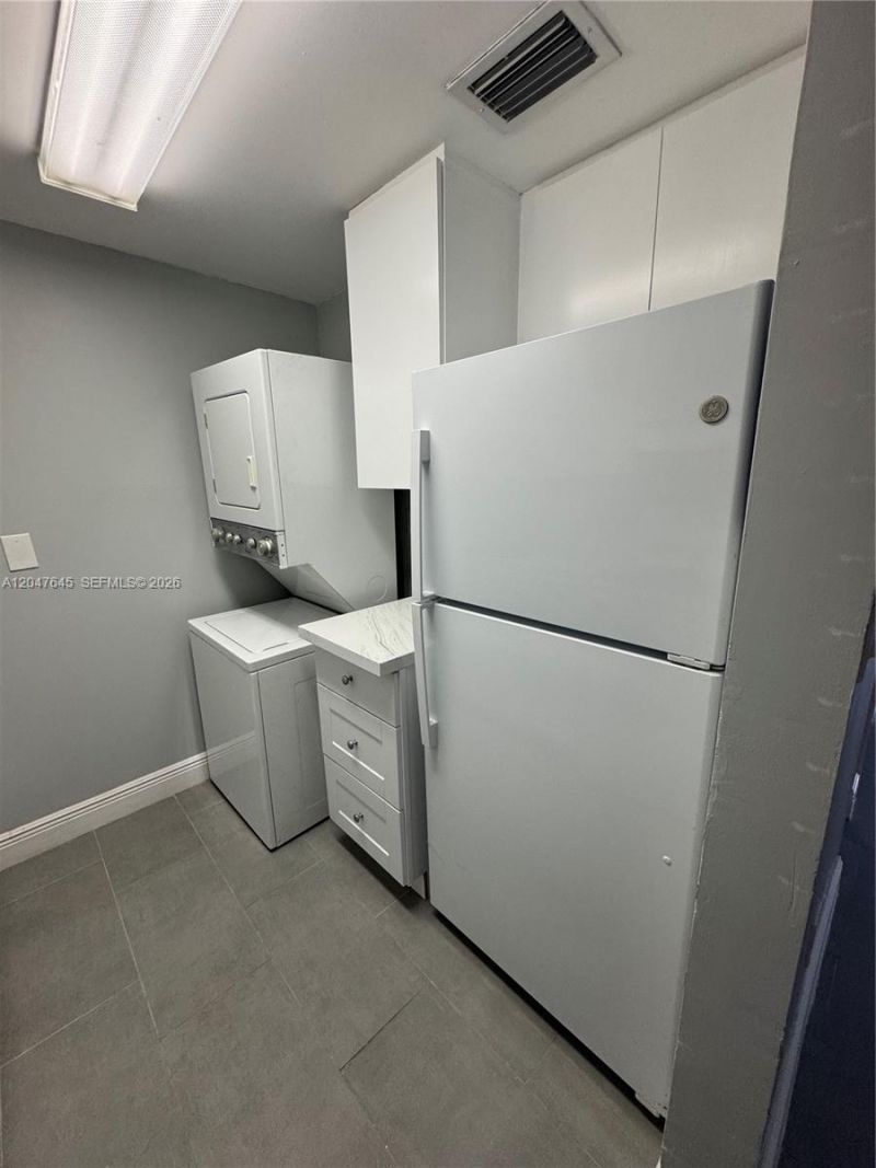 1933 SW 7th St , Unit 504, Miami, FL 33135 Photo