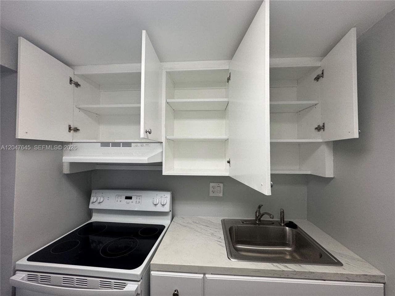 1933 SW 7th St , Unit 504, Miami, FL 33135 Photo