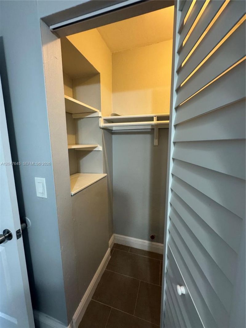 1933 SW 7th St , Unit 504, Miami, FL 33135 Photo