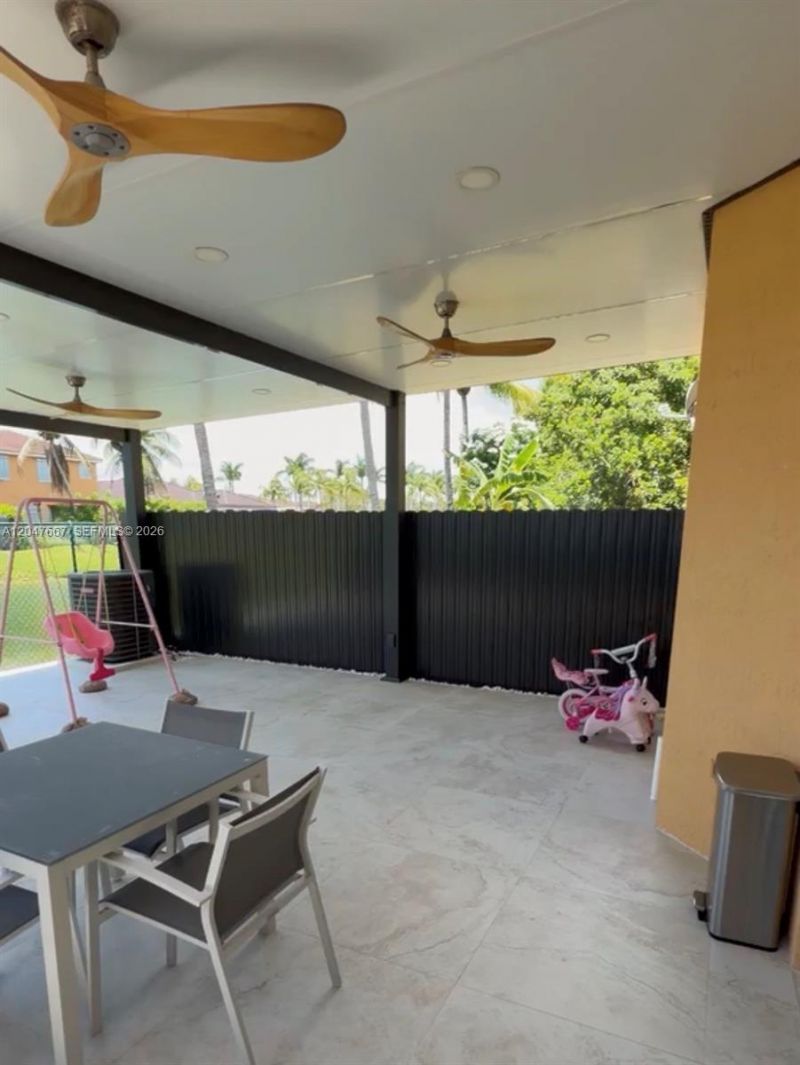 10904 SW 240th Ln , Homestead, FL 33032 Photo