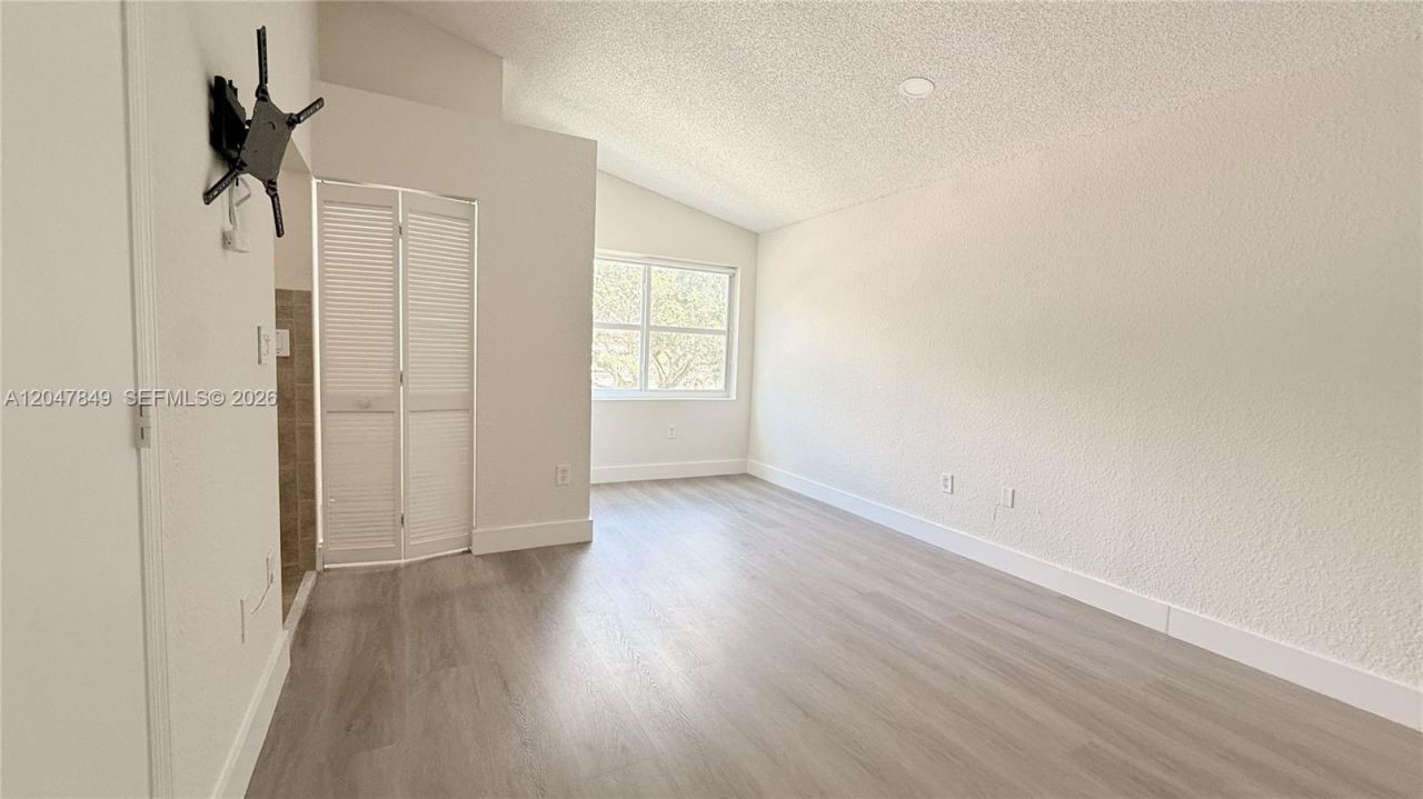 3880 Fern Forest Rd , Cooper City, FL 33026 Photo