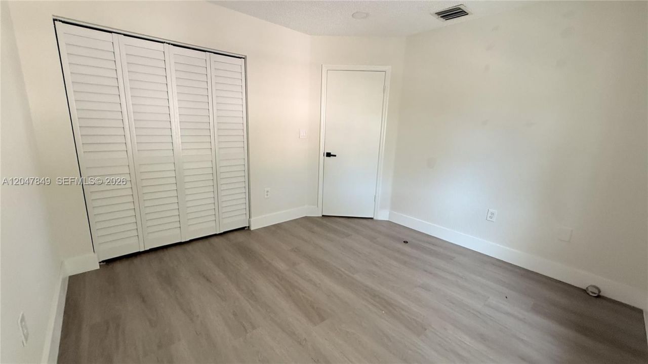 3880 Fern Forest Rd , Cooper City, FL 33026 Photo