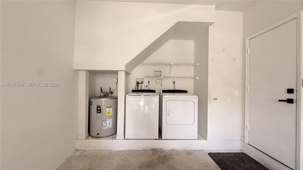 3880 Fern Forest Rd , Cooper City, FL 33026 Photo