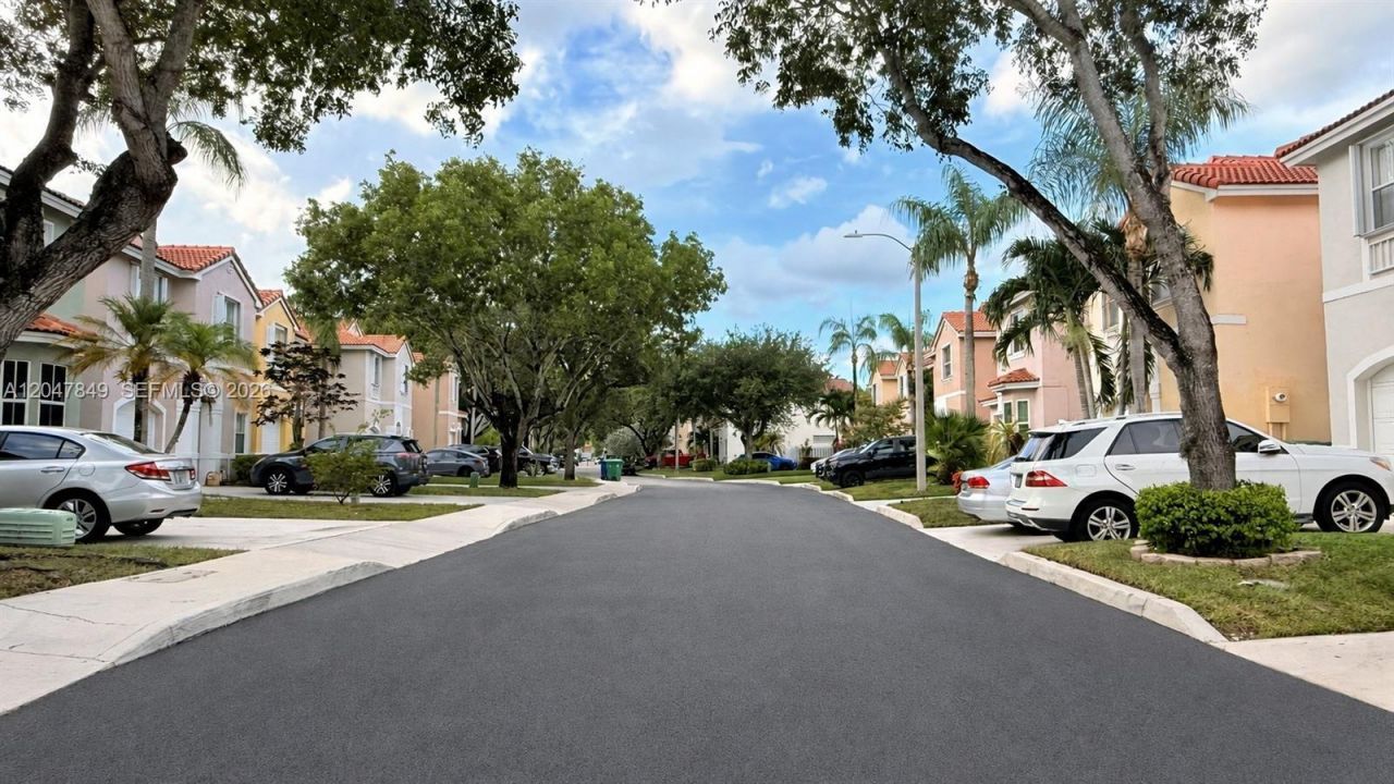 3880 Fern Forest Rd , Cooper City, FL 33026 Photo