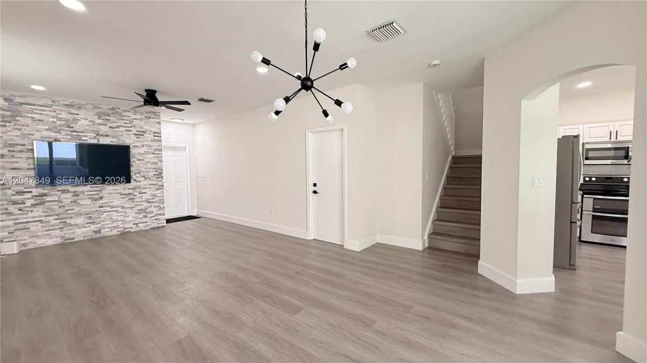3880 Fern Forest Rd , Cooper City, FL 33026 Photo