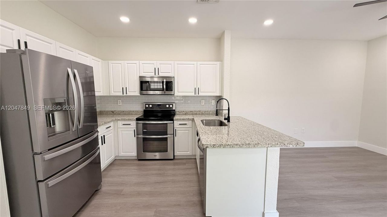 3880 Fern Forest Rd , Cooper City, FL 33026 Photo