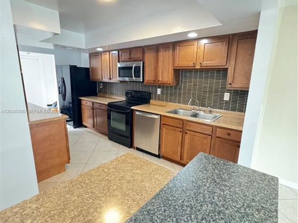3167 Coral Springs Dr , Unit 123, Coral Springs, FL 33065
