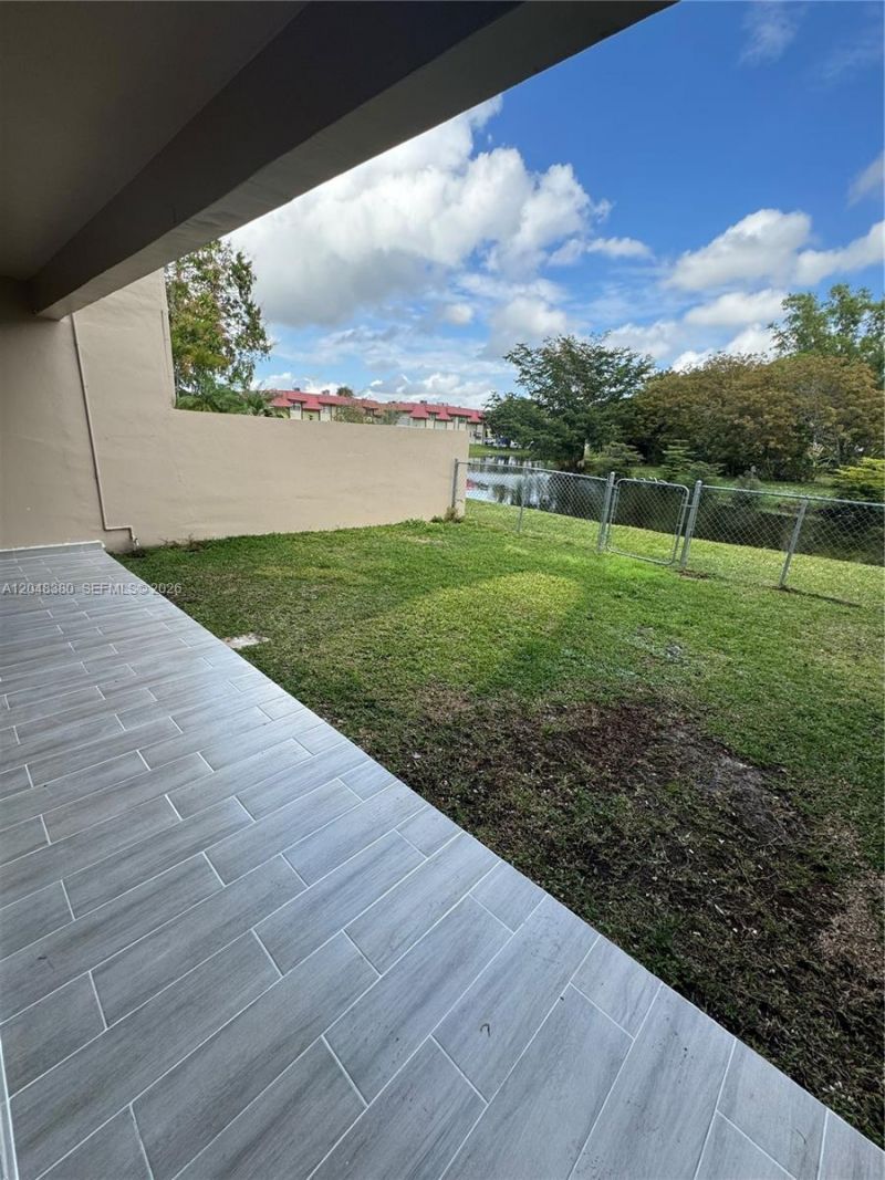 3167 Coral Springs Dr , Unit 123, Coral Springs, FL 33065 Photo