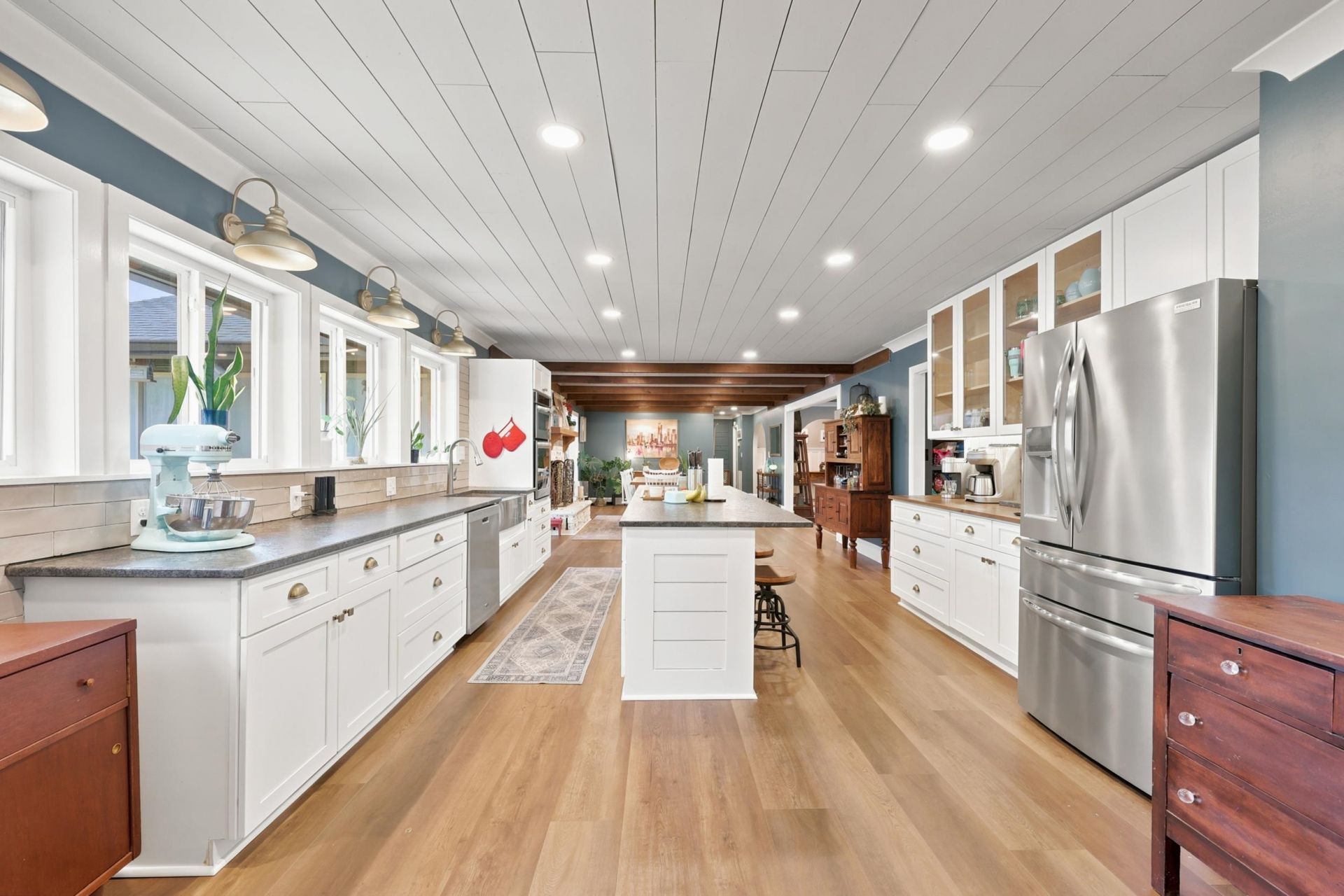 109 E Coker Ln.  Photo 12