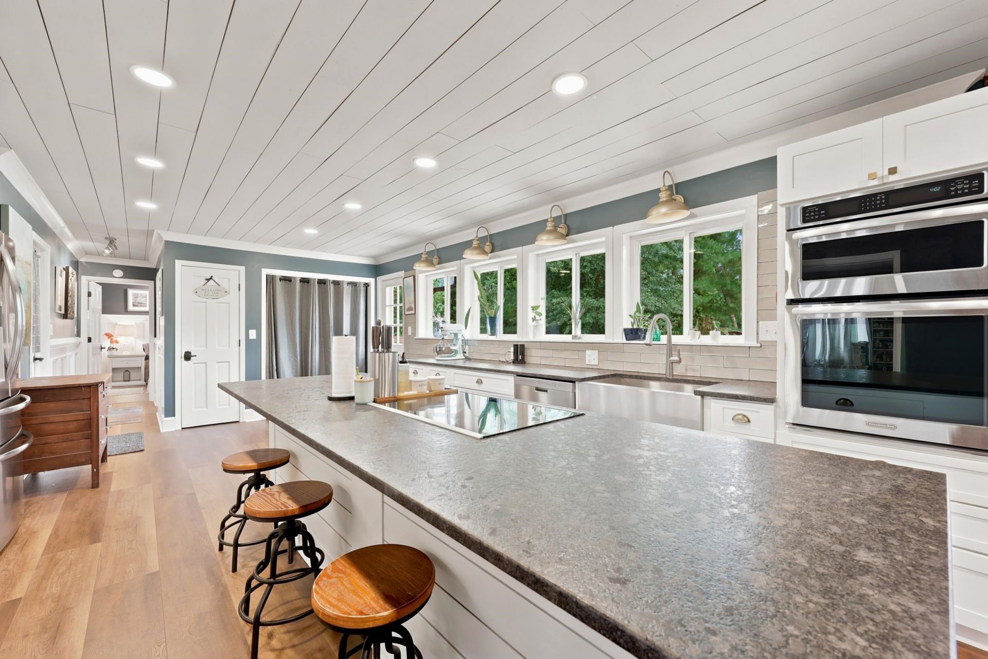 109 E Coker Ln.  Photo 15