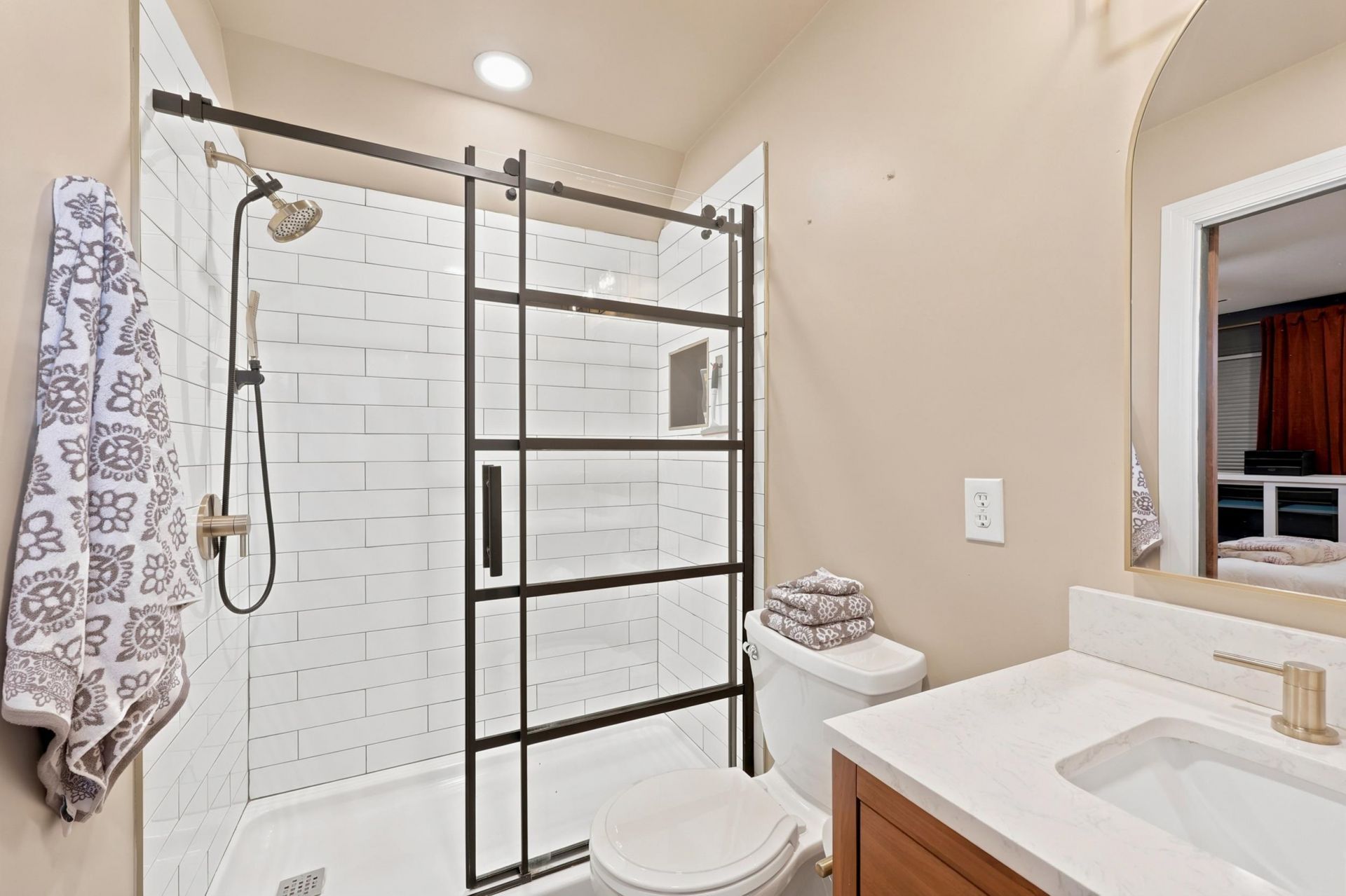 109 E Coker Ln.  Photo 33