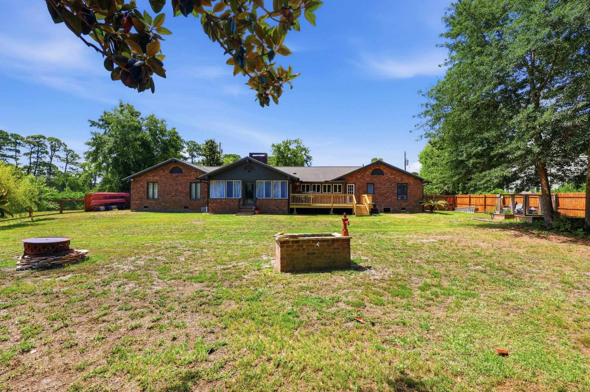 109 E Coker Ln.  Photo 38