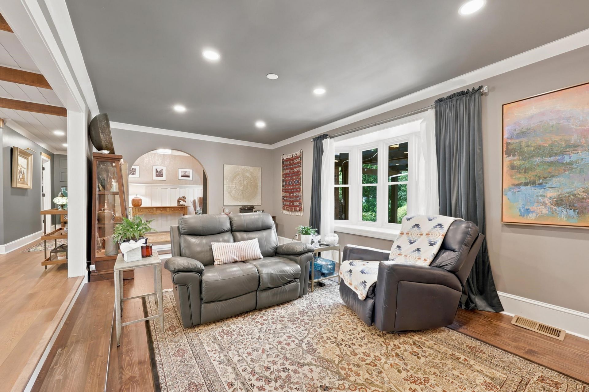 109 E Coker Ln.  Photo 6