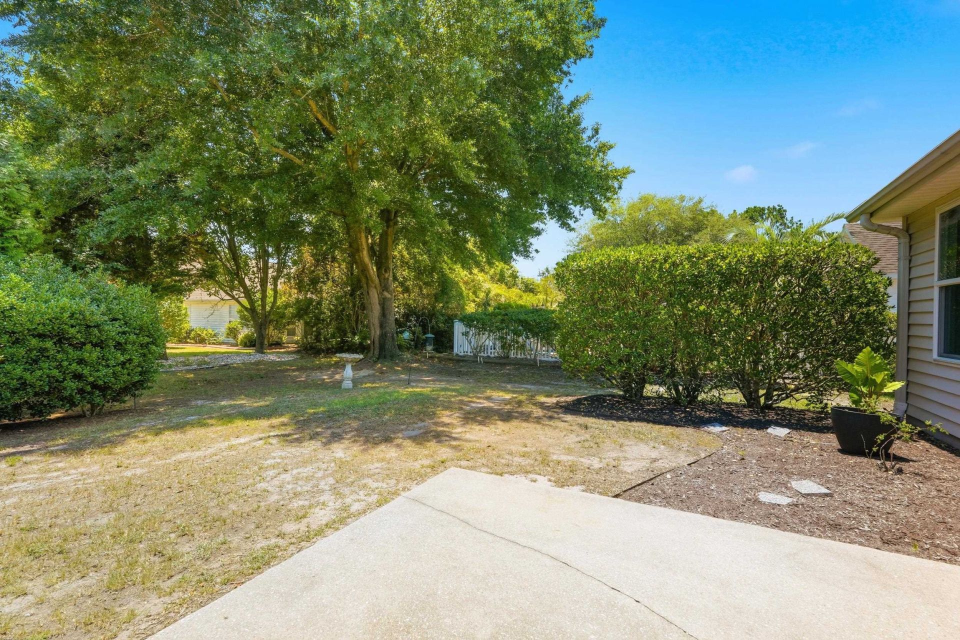 1732 Amberly Dr. Photo 25