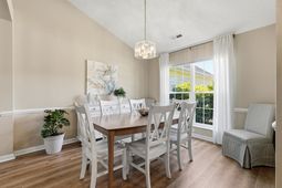 1732 Amberly Dr. photo 4