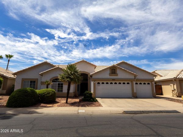 1027 W GRAND CAYMEN Drive, Gilbert, AZ 85233