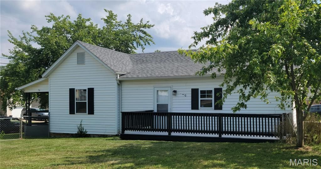 405 S Vandervoot Street, Desloge, MO 63601 Main Photo