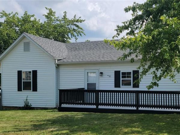 405 S Vandervoot Street, Desloge, MO 63601