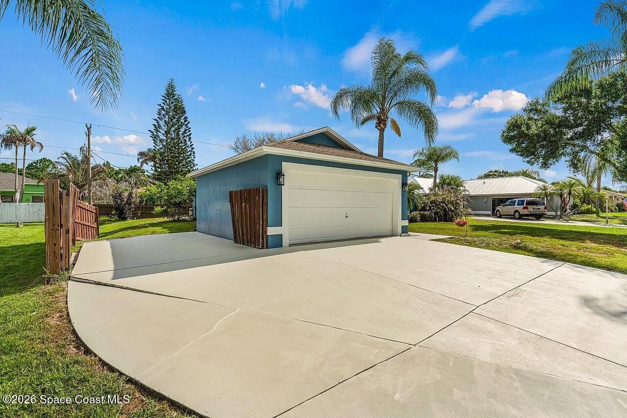 113 Justine Drive , Sebastian, FL 32958 Photo