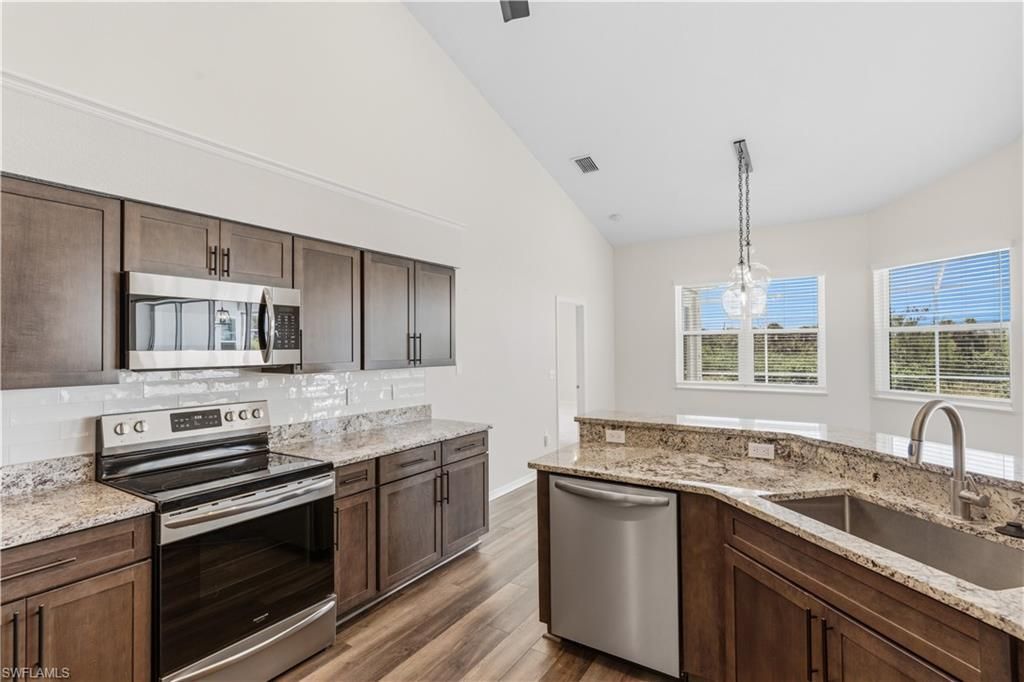 1165 Boundary Blvd, Rotonda West, FL 33947 Photo