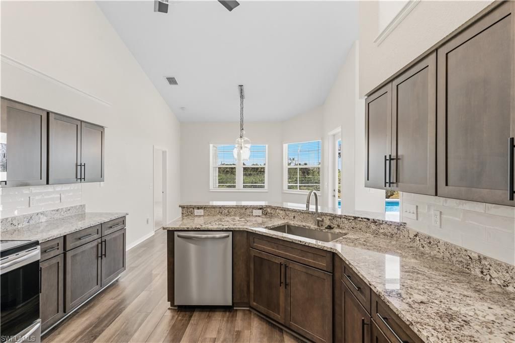 1165 Boundary Blvd, Rotonda West, FL 33947 Photo