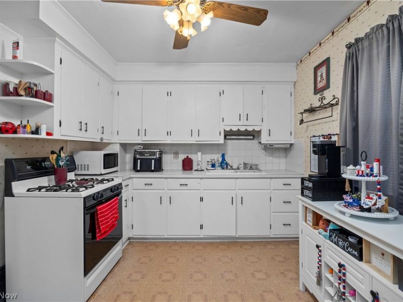 1639 E 34th Street, Lorain, OH 44055 Photo 14