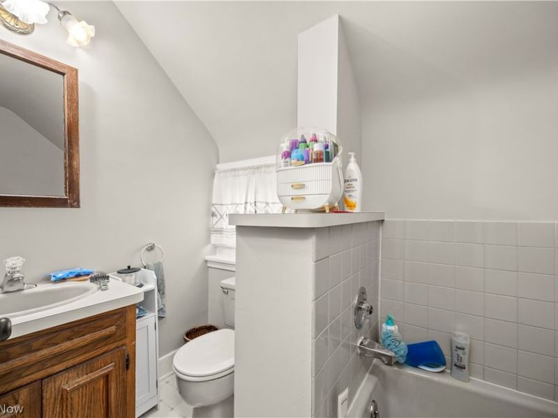 1639 E 34th Street, Lorain, OH 44055 Photo 24