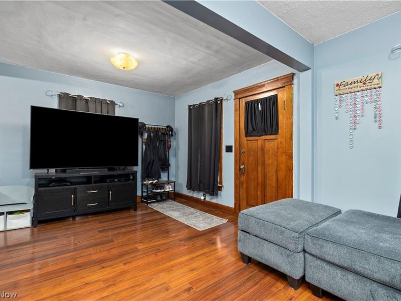 1639 E 34th Street, Lorain, OH 44055 Photo 8