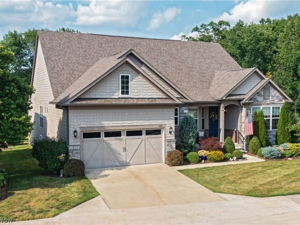 609 Burgess Circle , Aurora, OH 44202