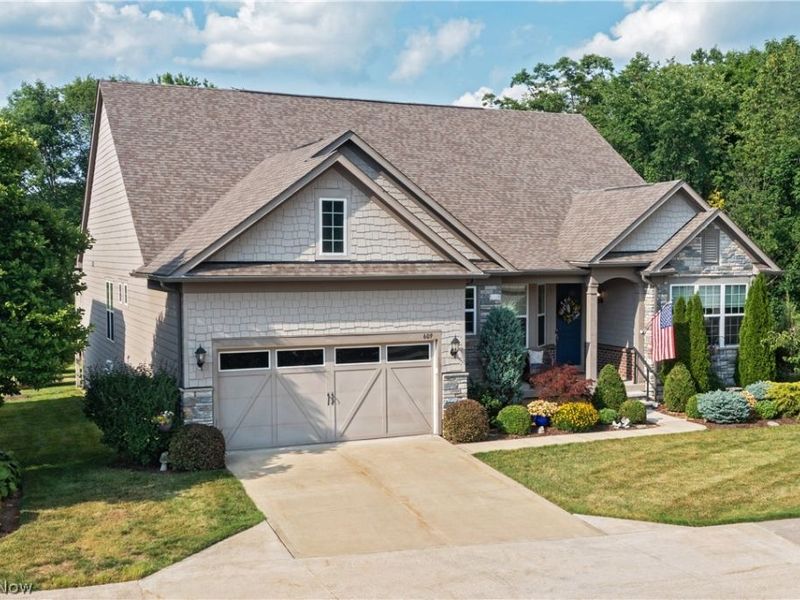 609 Burgess Circle, Aurora, OH 44202 Photo 1