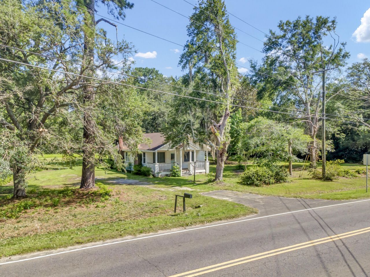 1736 Central Avenue Photo 2