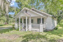 1736 Central Avenue photo 4