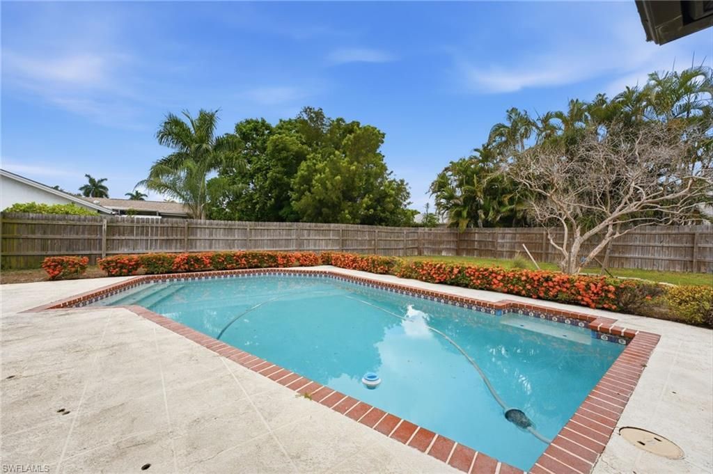 1498 Beechwood Trl, Fort Myers, FL 33919 Photo