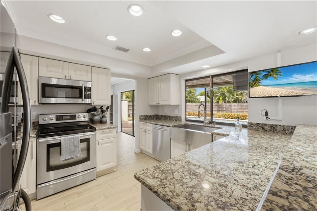 1498 Beechwood Trl, Fort Myers, FL 33919 Photo