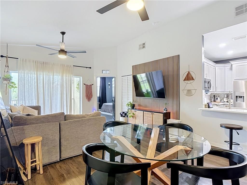 4241 Bellasol Cir, Unit 1923, Fort Myers, FL 33916 Photo
