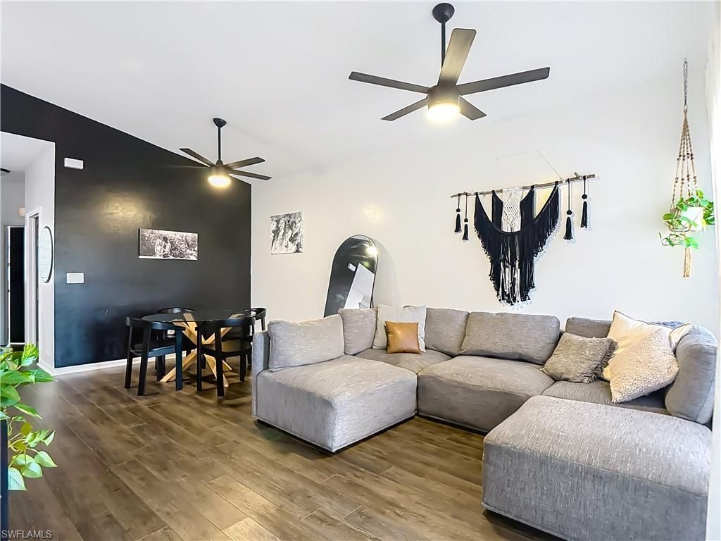 4241 Bellasol Cir, Unit 1923, Fort Myers, FL 33916 Photo