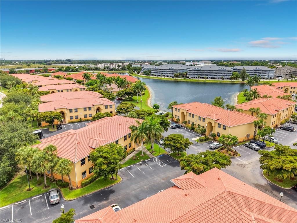 4241 Bellasol Cir, Unit 1923, Fort Myers, FL 33916 Photo