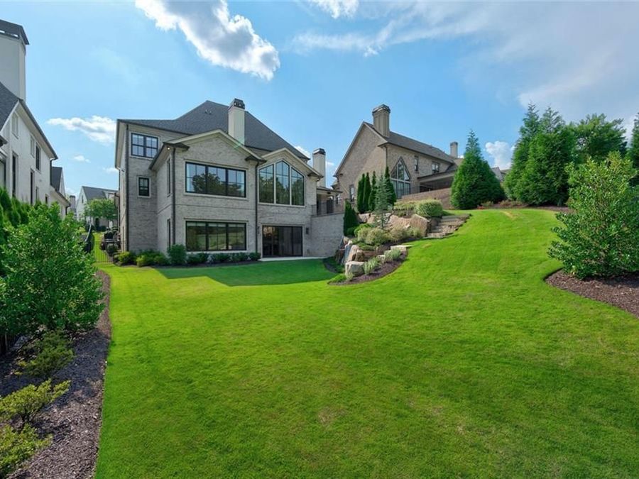 Property Image 136