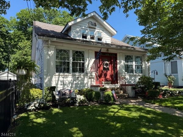 22 Wagner Pl, Unit 2, Hawthorne, NJ 07506