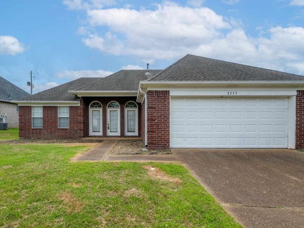 8135 COUNTRY MILL CV, Memphis, TN 38016