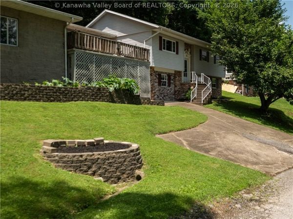65 Skyline Drive, St Albans, WV 25177