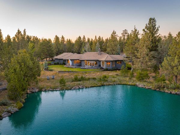 16150 Fox Ridge Circle, Sisters, OR 97759