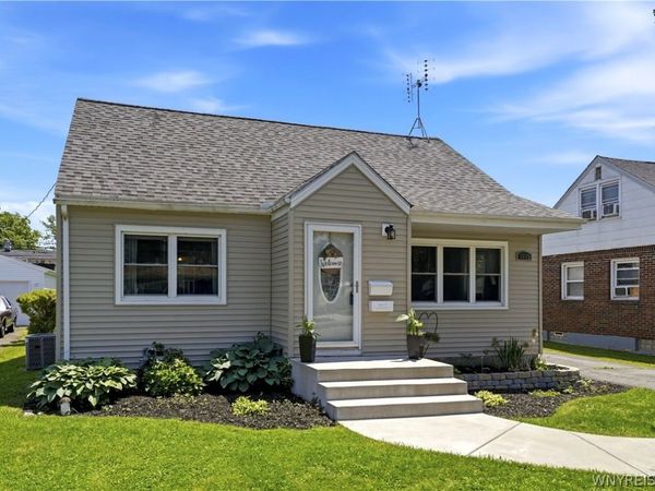 3009 Kirschner Parkway, Hamburg, NY 14075