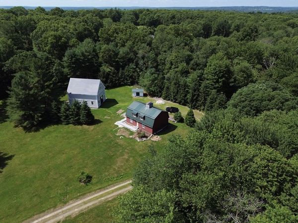 152 Uxbridge Rd, Sutton, MA 01590