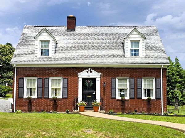 114 N Pike Street, Grafton, WV 26354