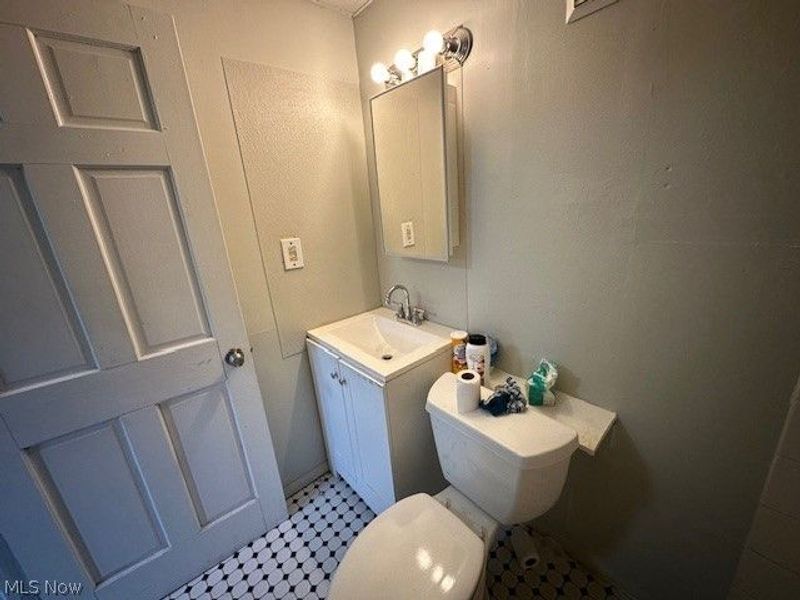 12113 Corlett Avenue, Cleveland, OH 44105 Photo 26