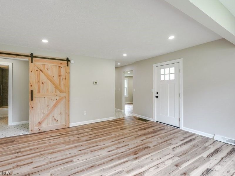 10306 Electric Boulevard, Northfield Village, OH 44067 Photo 9