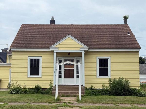 24 S Grove Street, Chippewa Falls, WI 54729
