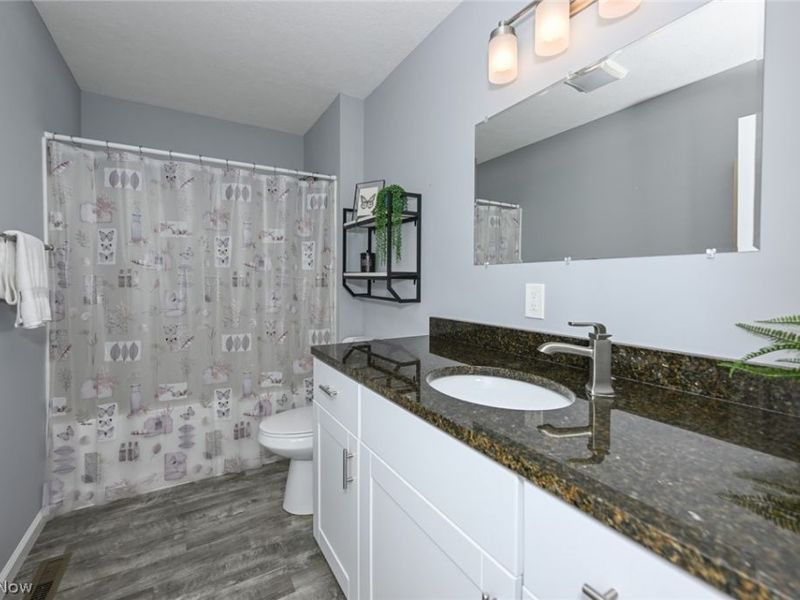 246 Columbine Avenue, Akron, OH 44312 Photo 18