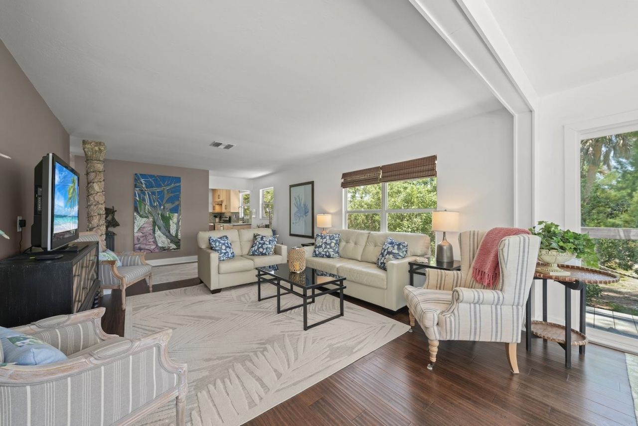 2539 Coconut Dr, Sanibel, FL 33957 Photo